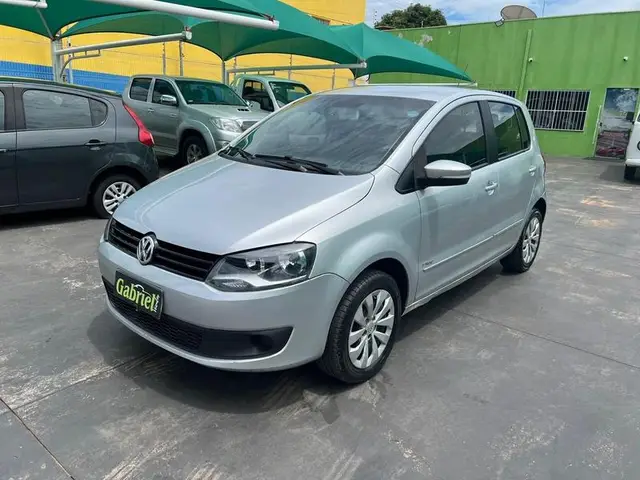 Carro Volkswagen Fox 2013 1.6 VHT (Flex)