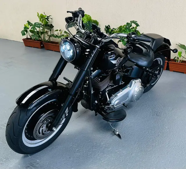 Moto Harley-Davidson Dyna 2014 Fat Boy FLSTFB