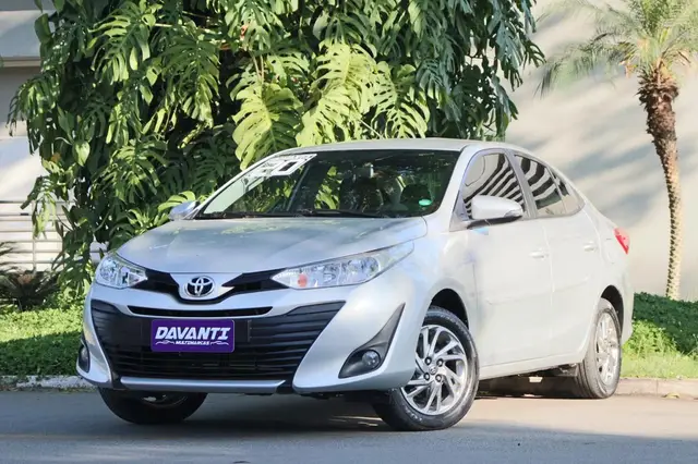 Carro Toyota Yaris Sedan 2020 1.5 XL CVT (Flex)