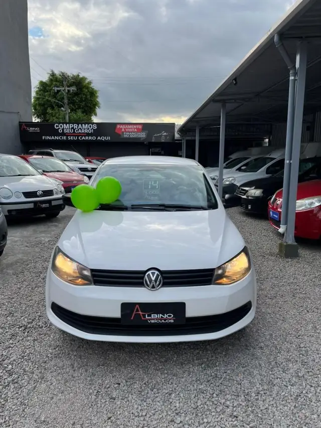 Carro Volkswagen Voyage 2014 1.0 TEC (Flex)