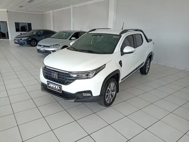 Carro Fiat Strada 2024 Volcano 1.3 Flex 8V CD Aut.