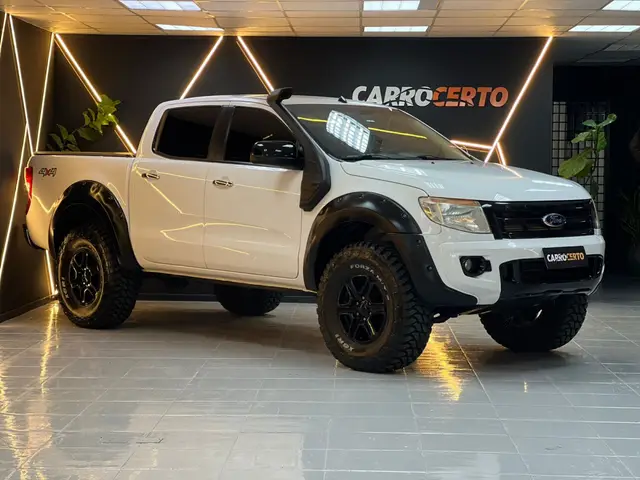 Carro Ford Ranger Cabine Dupla 2015 Ranger 3.2 XLT CD 4x4 (Aut)
