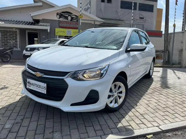 Carro Chevrolet Onix 2023 LT 1.0