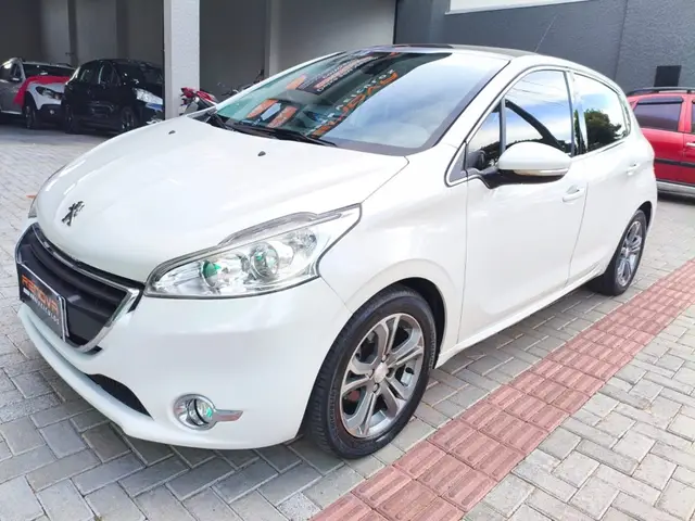 Carro Peugeot 208 2015 Griffe  1.6 16V (Flex) (Aut)