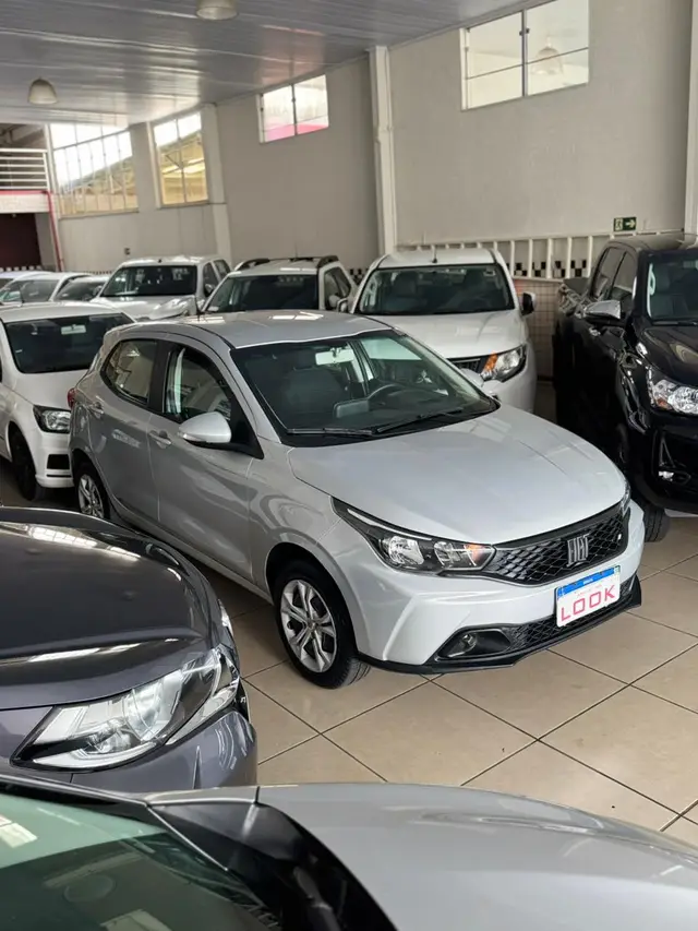 Carro Fiat Argo 2025 Drive 1.0