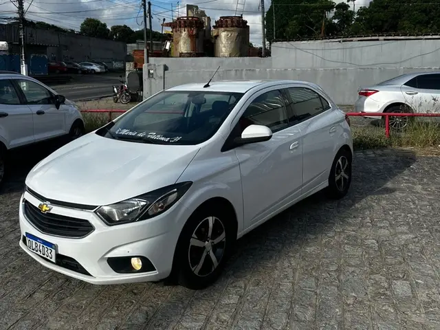 Carro Chevrolet Onix 2018 1.4 LTZ SPE/4 (Aut)