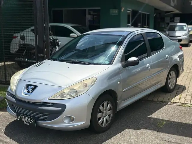 Carro Peugeot 207 Sedan 2010 207 Passion XR Sport 1.4 8V (flex)