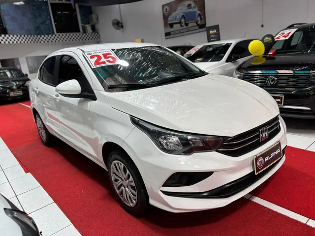 Carro Fiat Cronos 2025 Drive 1.0