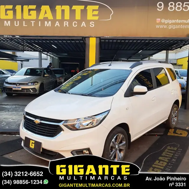 Carro Chevrolet Spin 2023 Premier 1.8 (Aut.)