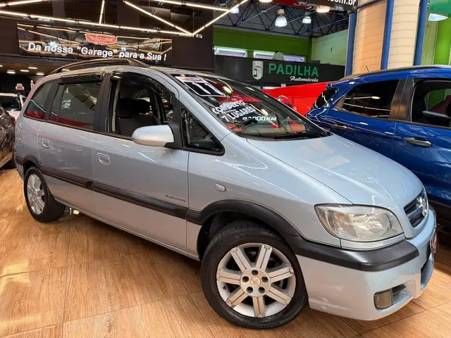 Carro Chevrolet Zafira 2011 Elegance 2.0 (Flex) (Aut)
