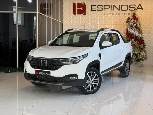 Carro Fiat Strada 2023 Volcano 1.3 8V CD AT