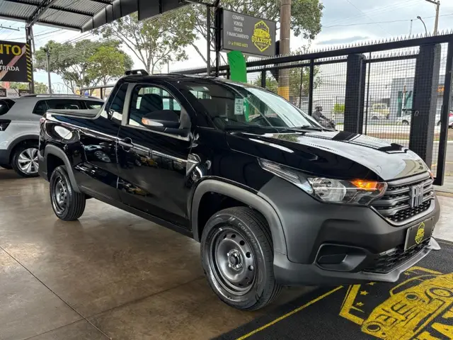 Carro Fiat Strada 2025 Endurance 1.3 Flex 8V CS