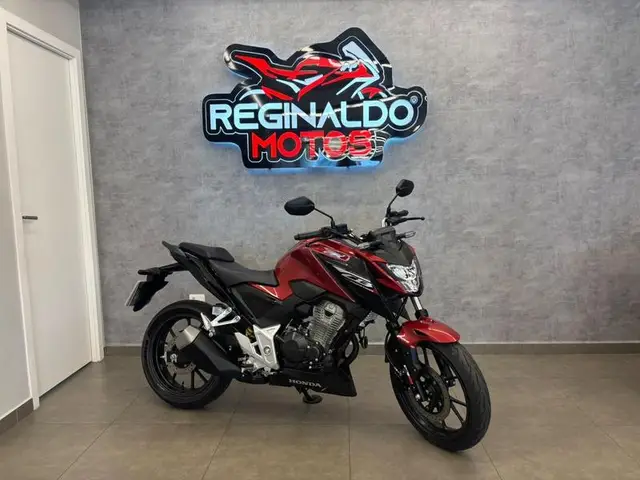 Moto Honda CB 300F Twister 2025 (ABS)