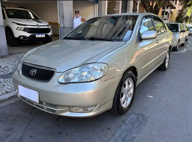 Carro Toyota Corolla 2004 Sedan SEG 1.8 16V (nova série) (aut)