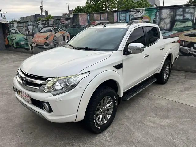 Carro Mitsubishi L200 Triton Sport 2019 Sport 2.4 DID-H HPE-S Top 4WD (Aut)