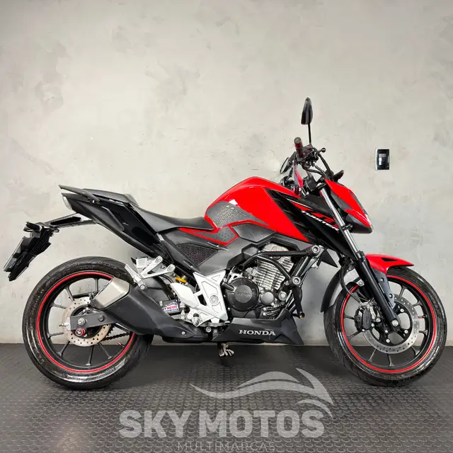 Moto Honda CB 300F Twister 2024 (CBS)