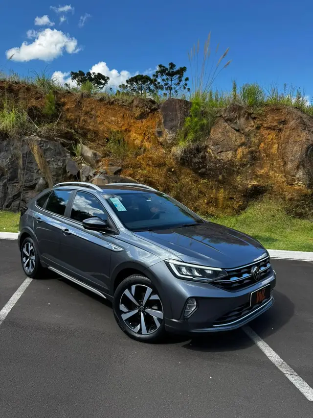 Carro Volkswagen Nivus 2024 Highline 200 TSI
