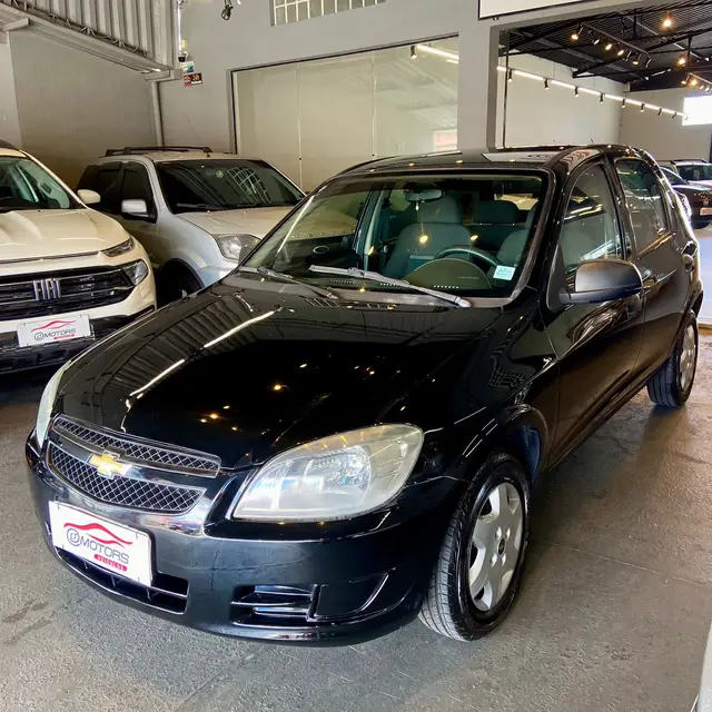 Carro Chevrolet Celta 2013 LS 1.0 (Flex) 4p
