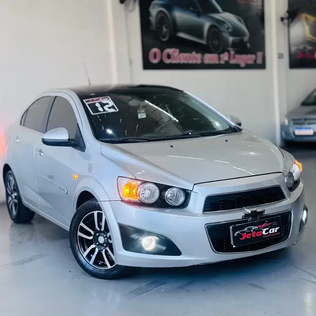 Carro Chevrolet Sonic Sedan 2012 LTZ (Aut)