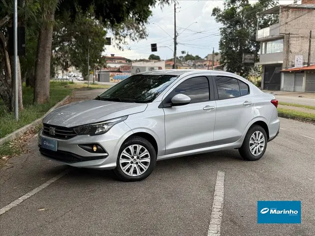 Carro Fiat Cronos 2023 Drive 1.0 (Flex) MT