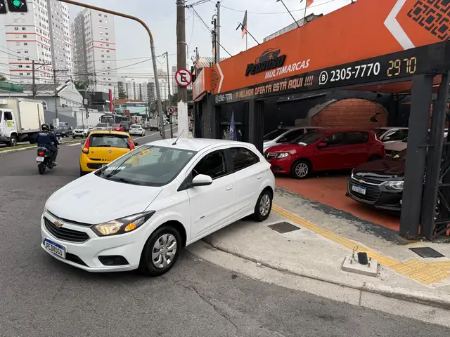 Carro Chevrolet Onix 2019 1.0 LT SPE/4