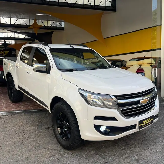 Carro Chevrolet S10 Cabine Dupla 2017 S10 2.8 CTDI LTZ 4WD (Cabine Dupla) (Aut)