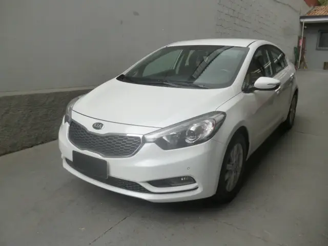 Carro Kia Cerato 2016 SX 1.6 (Aut) (Flex)
