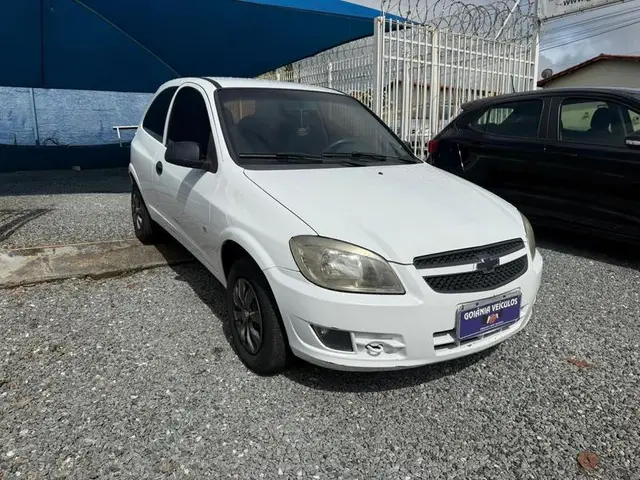 Carro Chevrolet Celta 2012 LS 1.0 (Flex) 2p