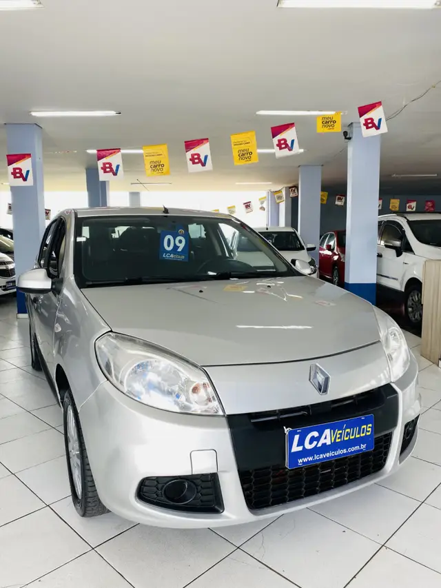 Carro Renault Sandero 2009 Authentique 1.0 16V (flex)