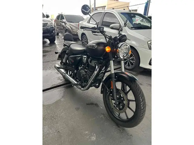 Moto Royal Enfield Meteor 350 2025 Stellar