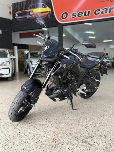 Moto Yamaha MT-03 2024 ABS