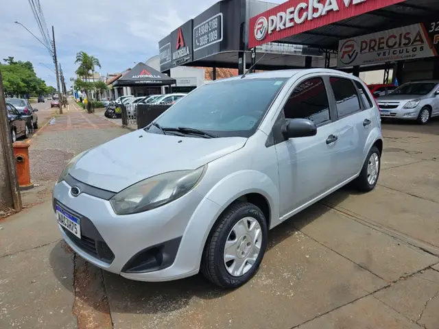 Carro Ford Fiesta Hatch 2013 Rocam 1.0 (Flex)