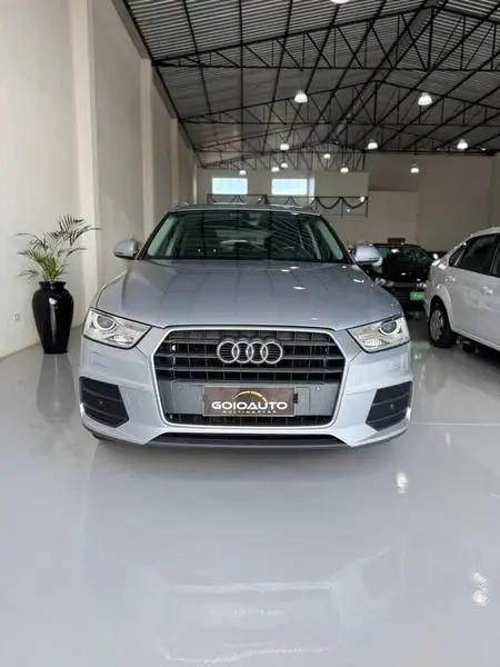 Carro Audi Q3 2018 1.4 TFSI Ambiente S Tronic