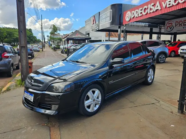 Carro Chevrolet Astra Hatch 2010 Advantage 2.0 (Flex)