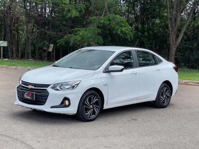 Carro Chevrolet Onix 2024 1.0