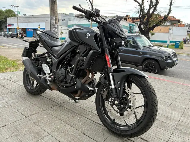 Moto Yamaha MT-03 2024 ABS