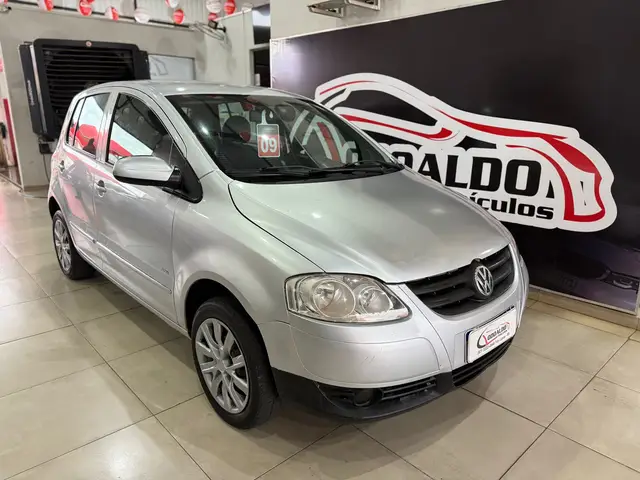 Carro Volkswagen Fox 2009 Plus 1.6 8V (Flex) 2p