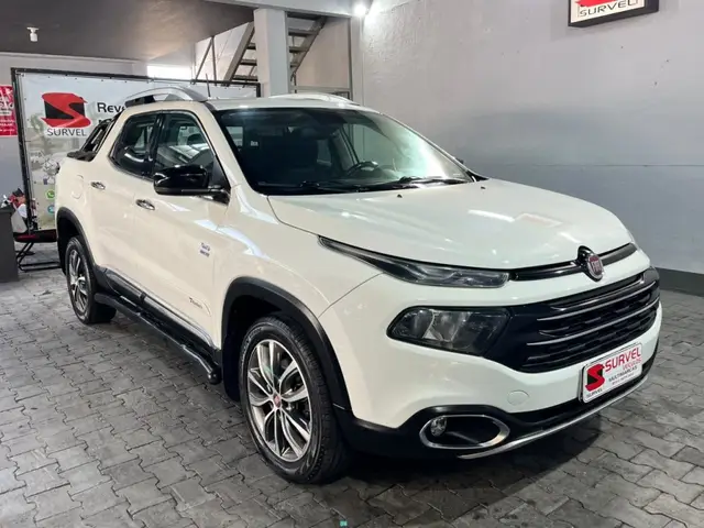 Carro Fiat Toro 2019 Volcano 2.0 diesel AT9 4x4