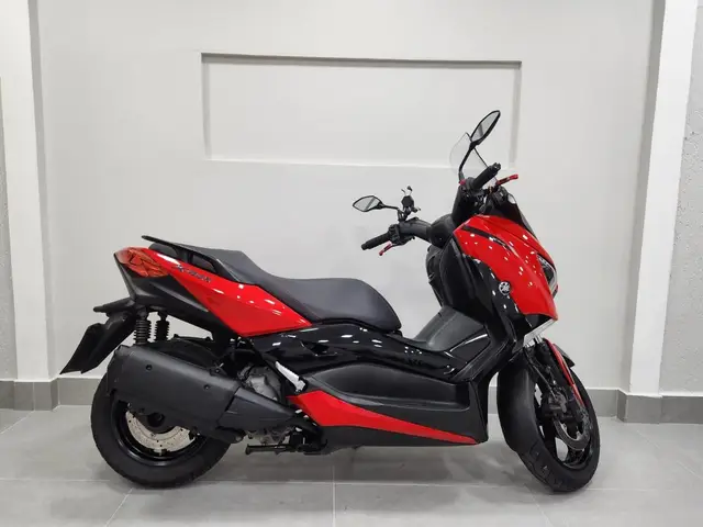 Moto Yamaha XMax 2023 ABS