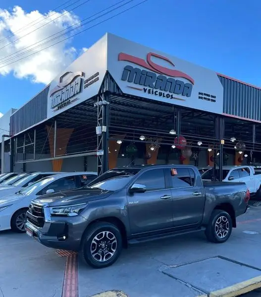 Carro Toyota Hilux Cabine Dupla 2023 SRX 4x4 2.8 Diesel
