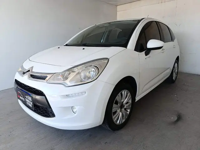 Carro Citroën C3 2017 Style Puretech 1.2