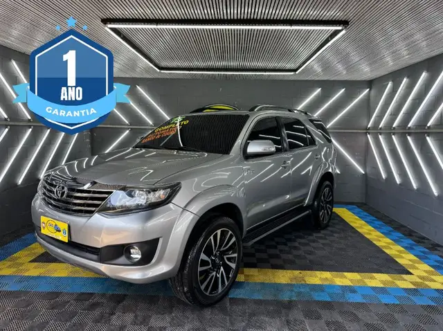 Carro Toyota Hilux Cabine Dupla 2015 Hilux 2.7 SRV CD 4x2 (Flex) (Aut)