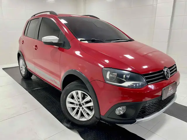 Carro Volkswagen CrossFox 2014 1.6 Mi Total Flex