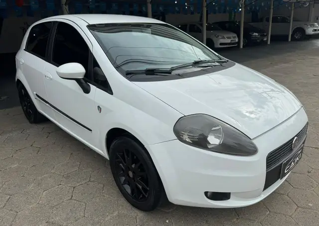 Carro Fiat Punto 2012 ATTRACTIVE ITALIA 1.4 F.Flex 8V 5p
