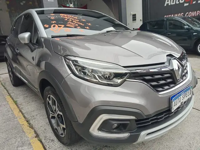 Carro Renault Captur 2023 Iconic 1.3 TB 16V Flex 5p Aut.