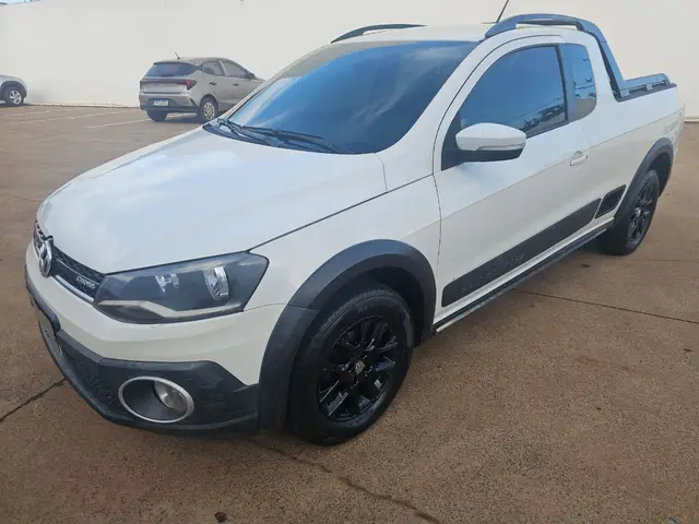 Carro Volkswagen Saveiro 2014 Cross 1.6 (Flex) (cab. estendida)