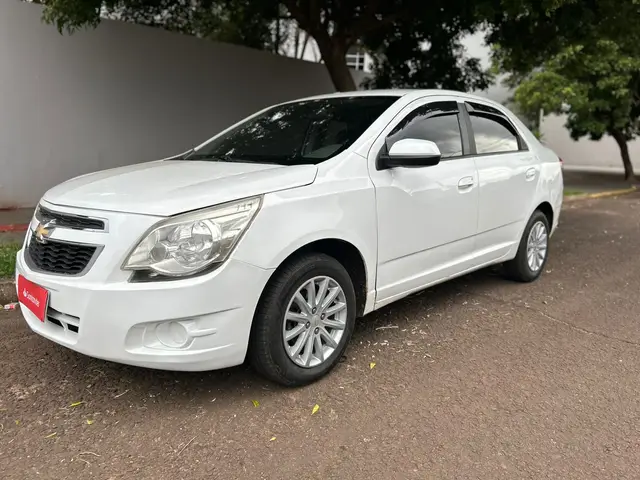 Carro Chevrolet Cobalt 2015 LT 1.4 8V (Flex)