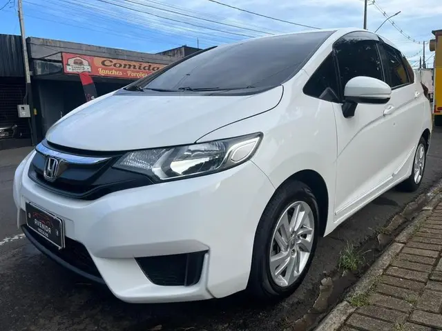 Carro Honda Fit 2015 1.5 16v LX (Flex)