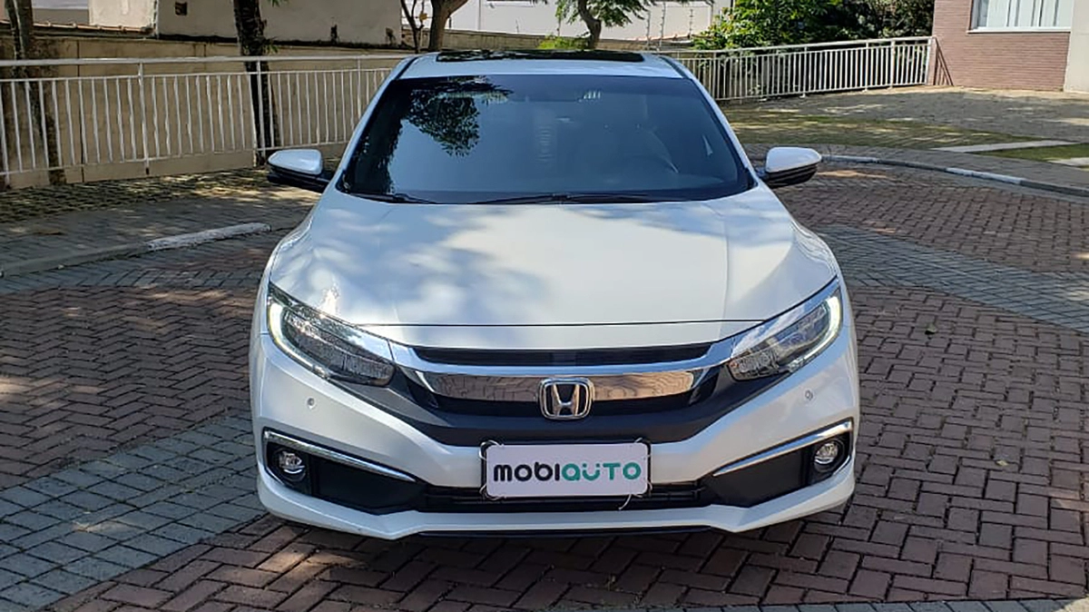 Honda Civic Touring com motor 1.5 turbo não decepciona. A única tristeza que causa ao brasileiro é a chance de dizer adeus