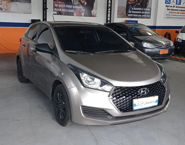 Carro Hyundai HB20 2019 1.0 Unique (Flex)